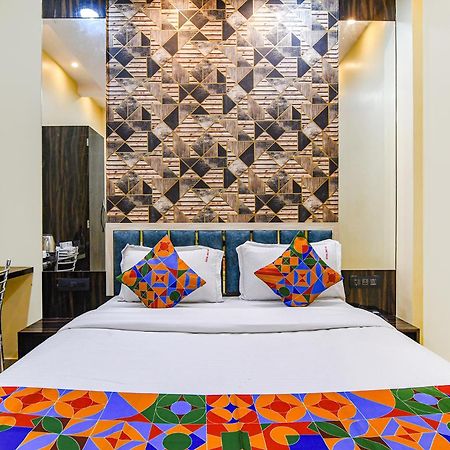 Fabhotel Royal Park Inn - Nr Eden Garden Stadium Колката Екстериор снимка