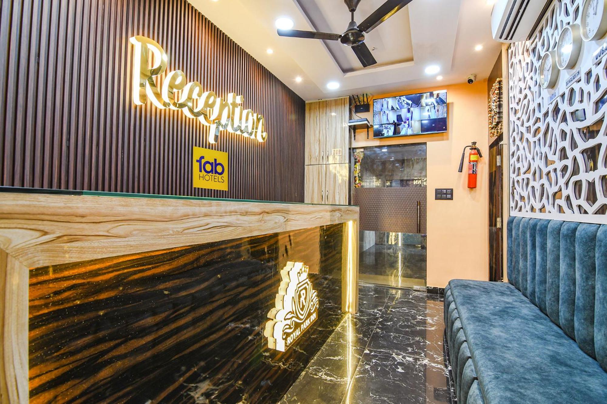 Fabhotel Royal Park Inn - Nr Eden Garden Stadium Колката Екстериор снимка