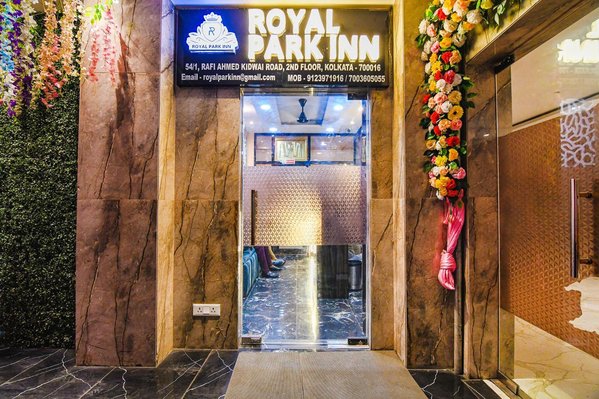 Fabhotel Royal Park Inn - Nr Eden Garden Stadium Колката Екстериор снимка